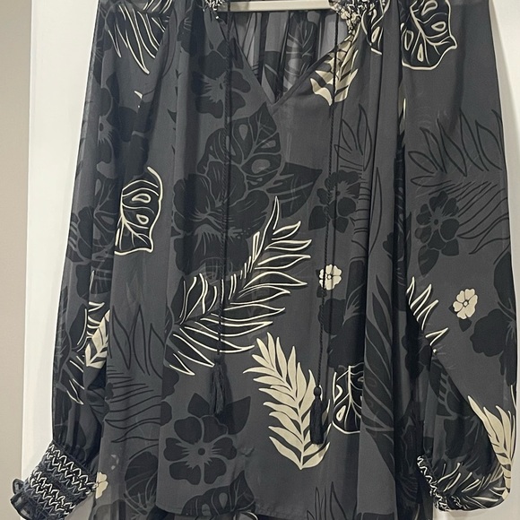CAbi 5597 Aloha Blouse Sheer Floral Peasant XL - Picture 8 of 8